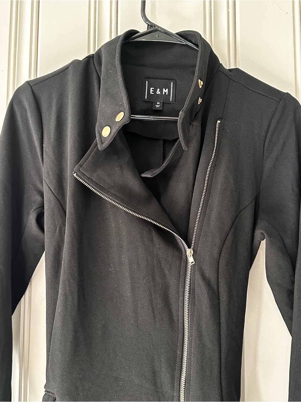 Black Zip-Front Longline Blazer Jacket - Picture 4 of 7